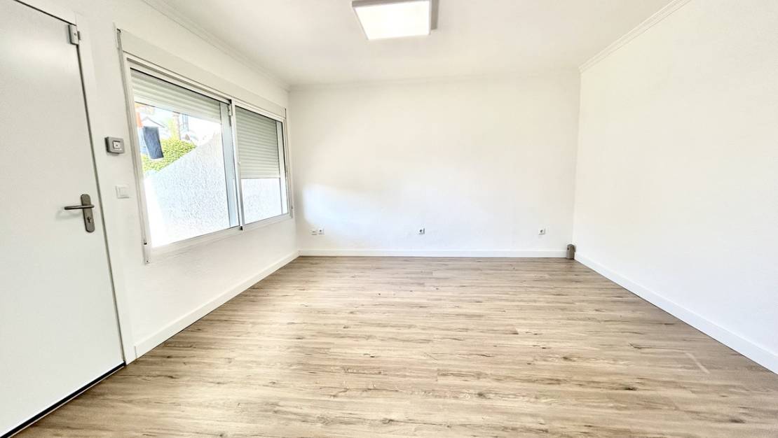 Sale - Apartment - Orihuela - Villamartin