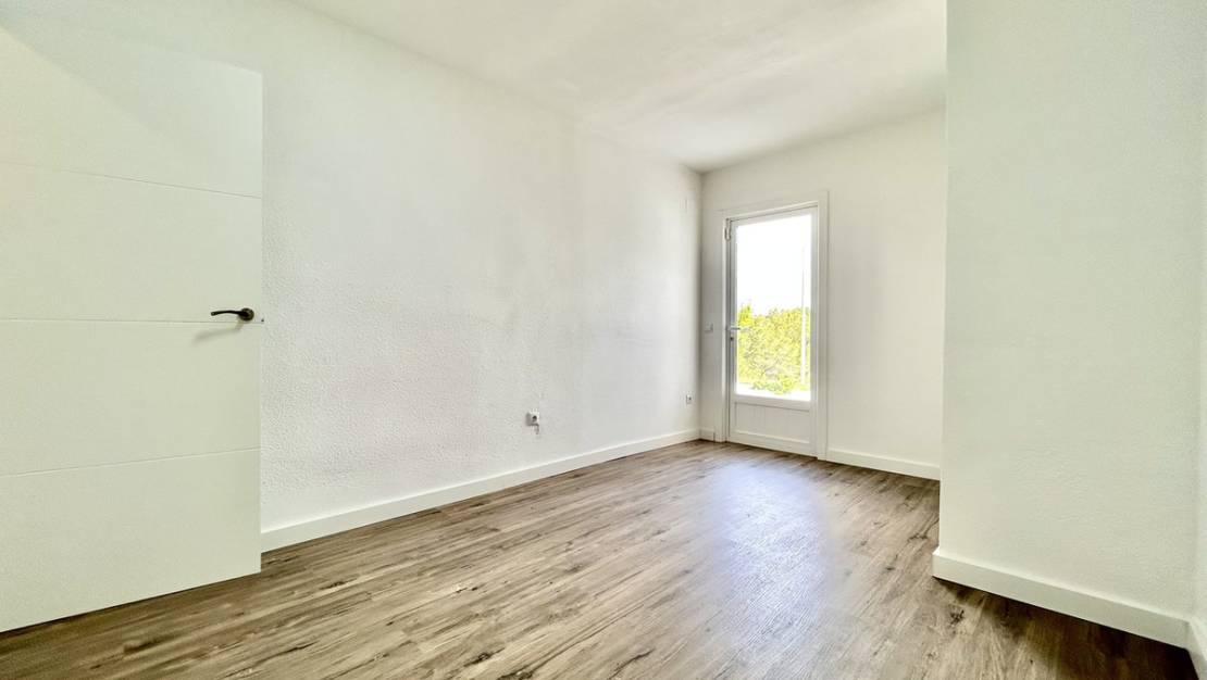Sale - Apartment - Orihuela - Villamartin