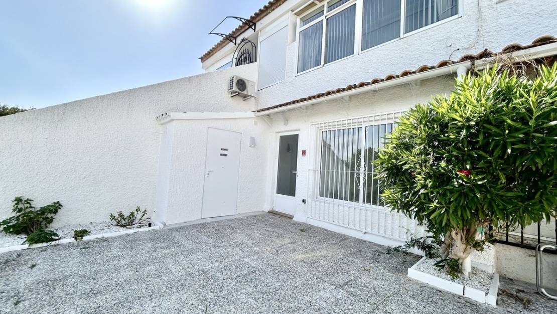 Sale - Apartment - Orihuela - Villamartin