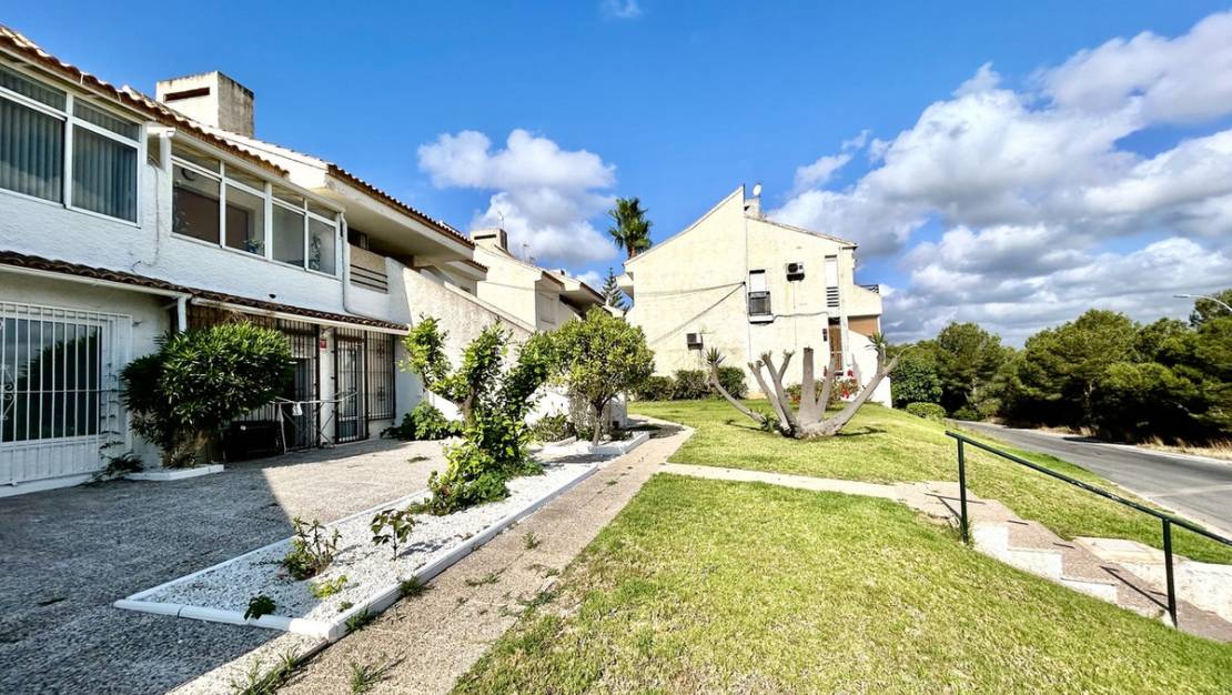 Sale - Apartment - Orihuela - Villamartin