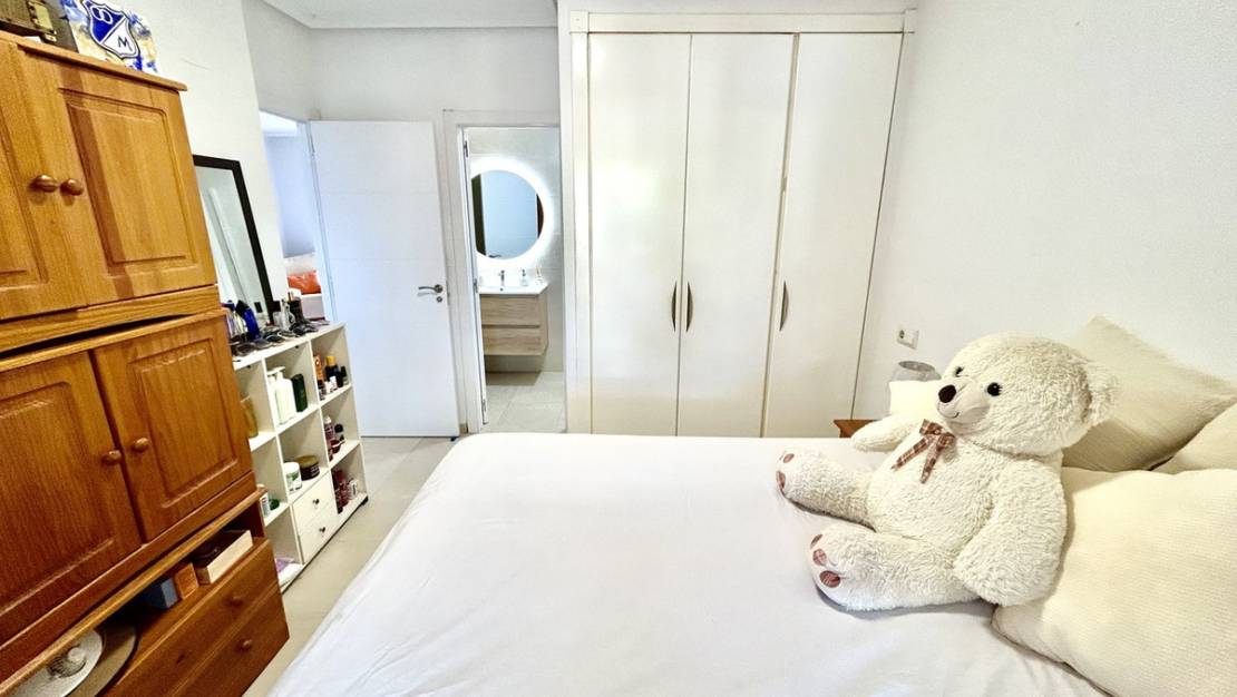 Sale - Apartment - Orihuela - Villamartin