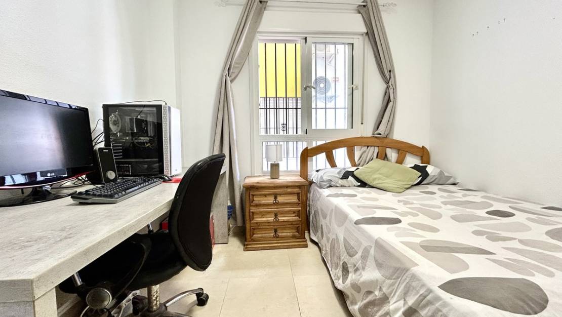 Sale - Apartment - Orihuela - Villamartin