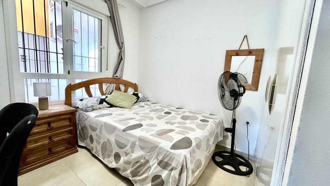 Sale - Apartment - Orihuela - Villamartin