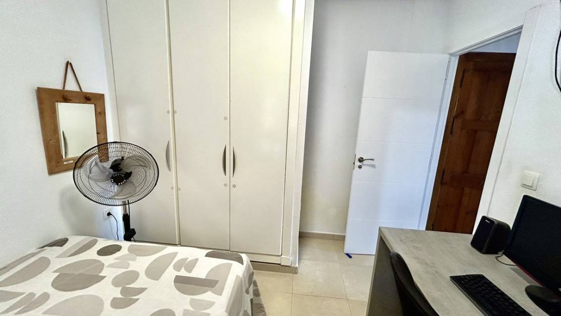 Sale - Apartment - Orihuela - Villamartin