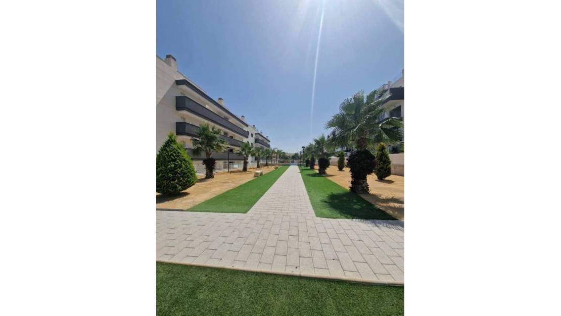 Sale - Apartment - Orihuela - Villamartin