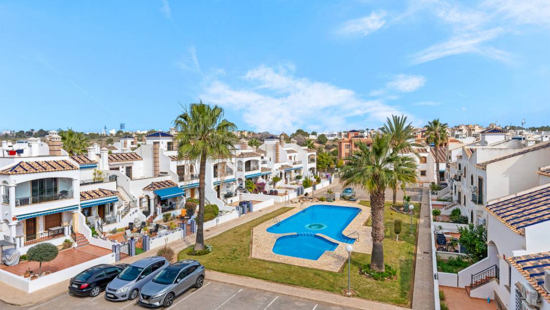 Sale - Apartment - Orihuela - Villamartin