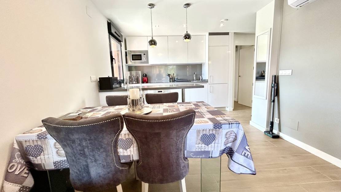 Sale - Apartment - Orihuela - Villamartin
