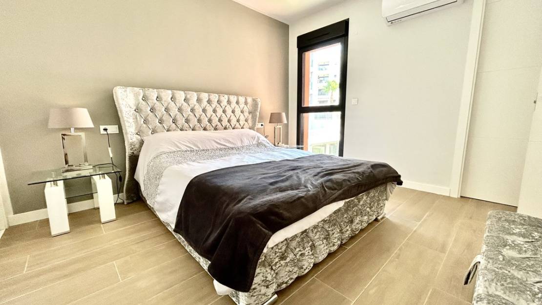 Sale - Apartment - Orihuela - Villamartin