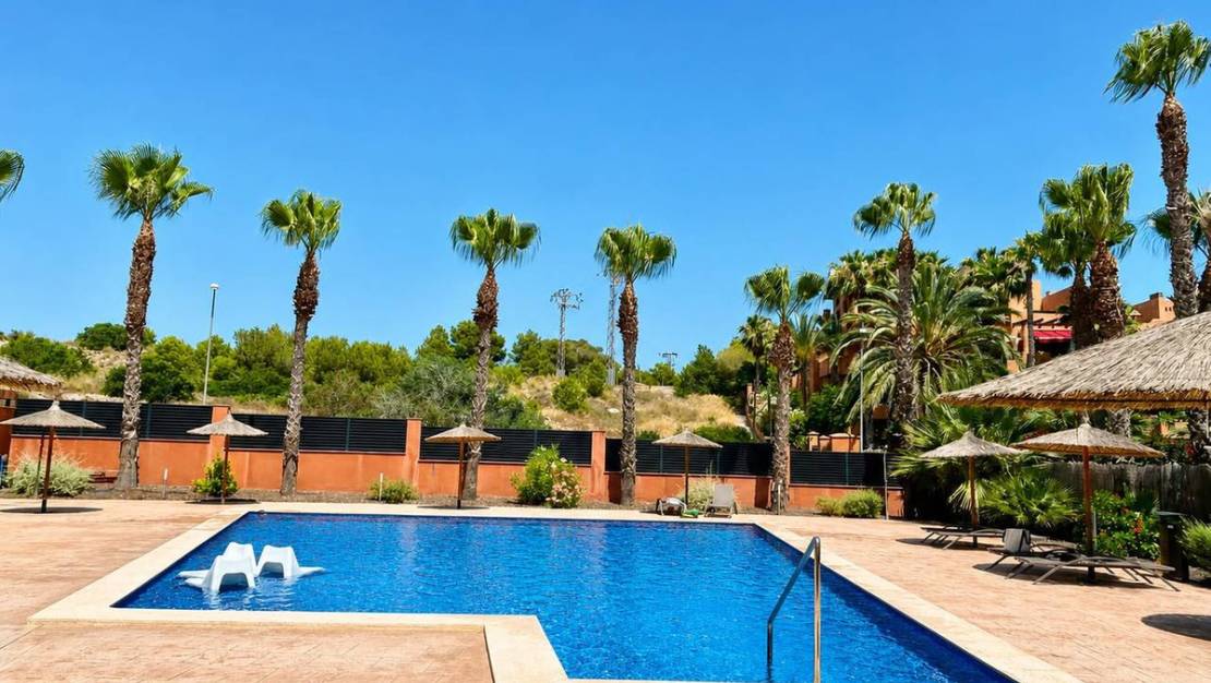 Sale - Apartment - Orihuela - Villamartin
