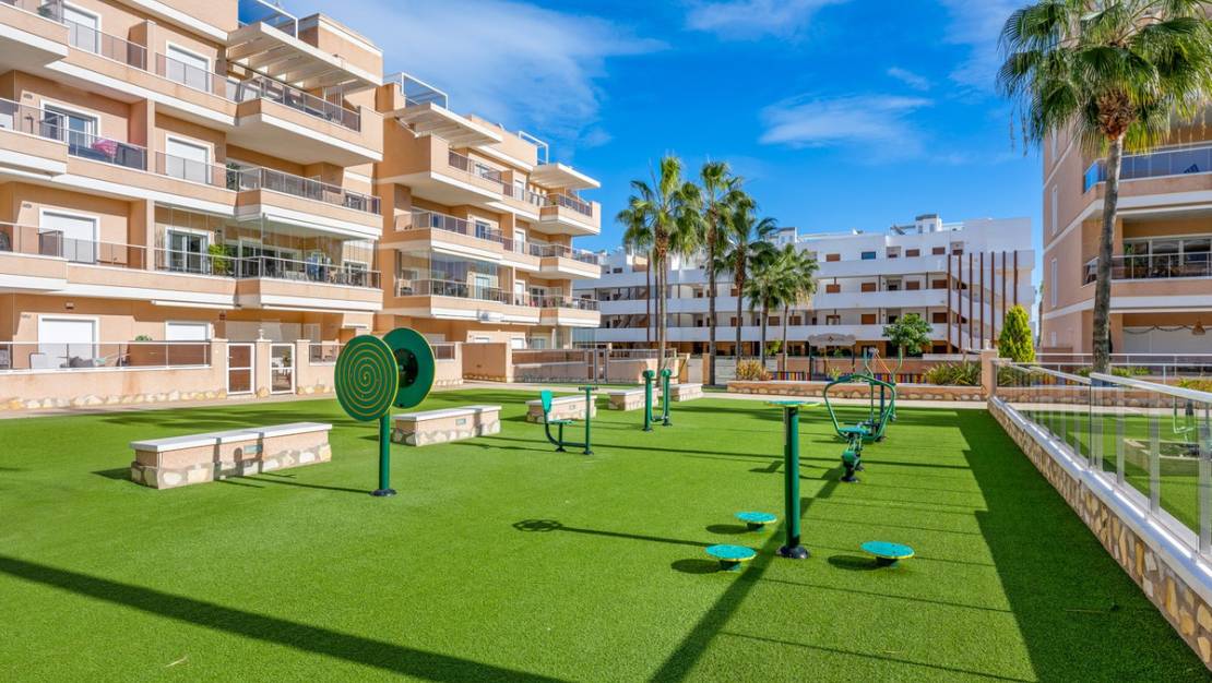 Sale - Apartment - Orihuela - Villamartin
