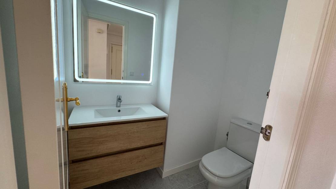 Sale - Apartment - Orihuela - Villamartin