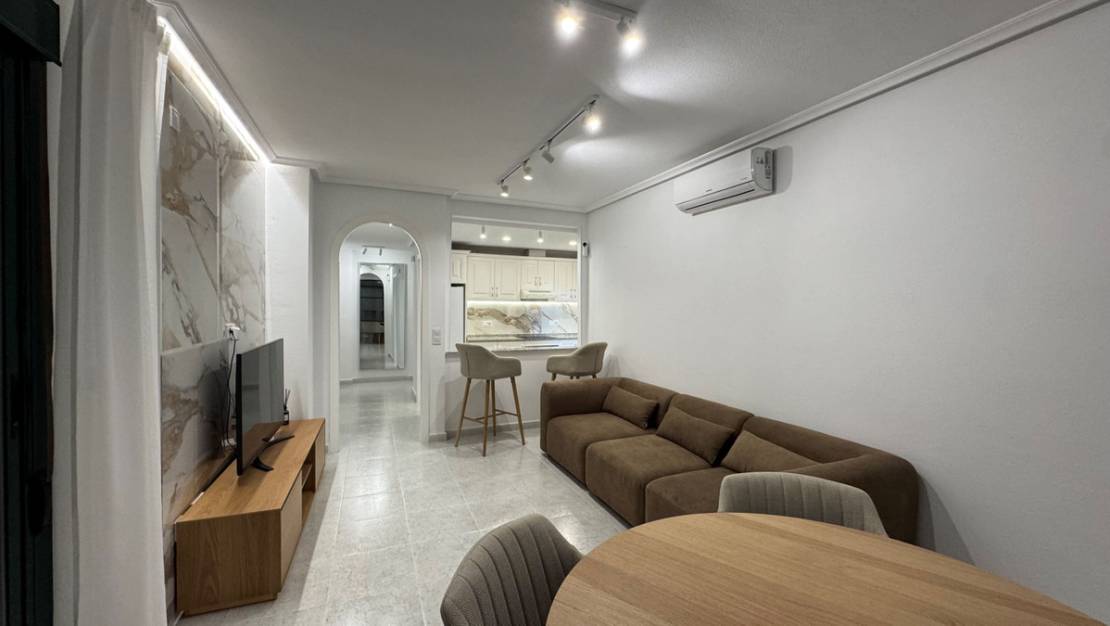 Sale - Apartment - Orihuela - Villamartin