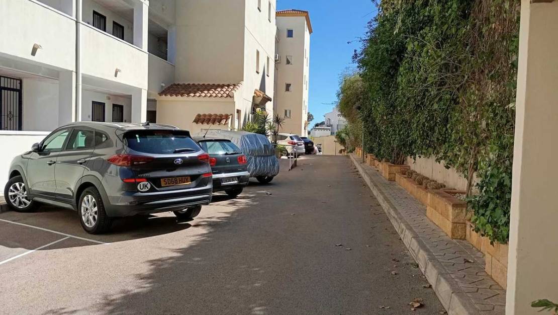 Sale - Apartment - Orihuela - Villamartin