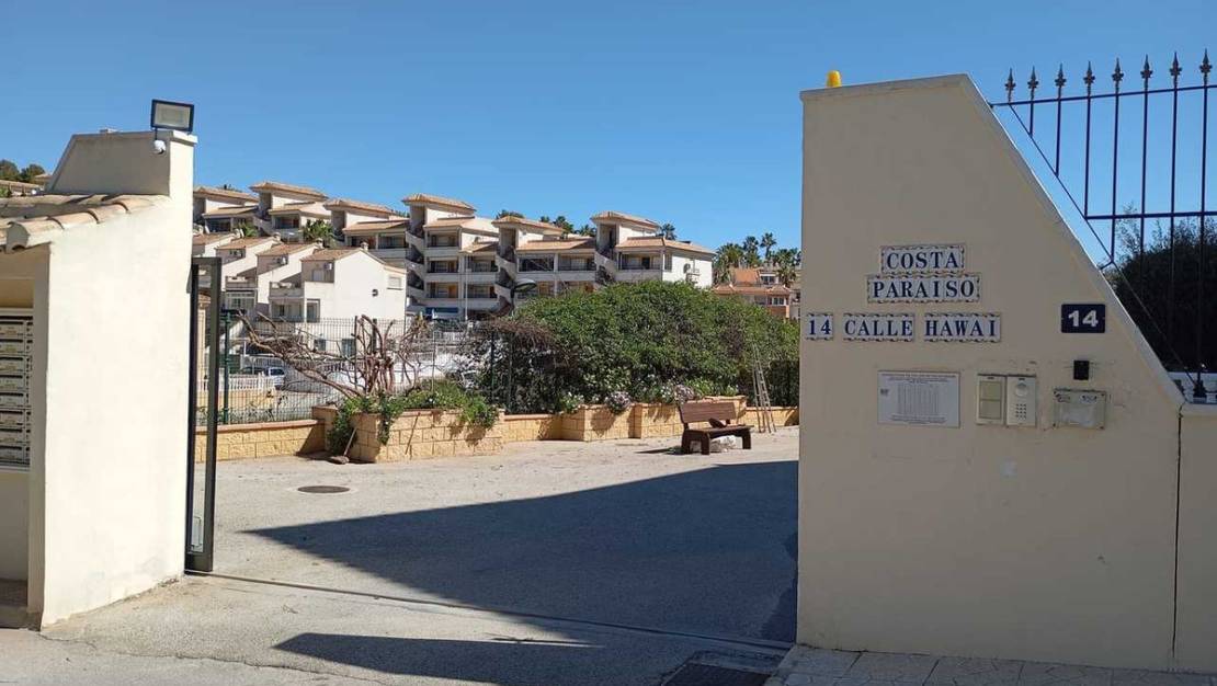 Sale - Apartment - Orihuela - Villamartin