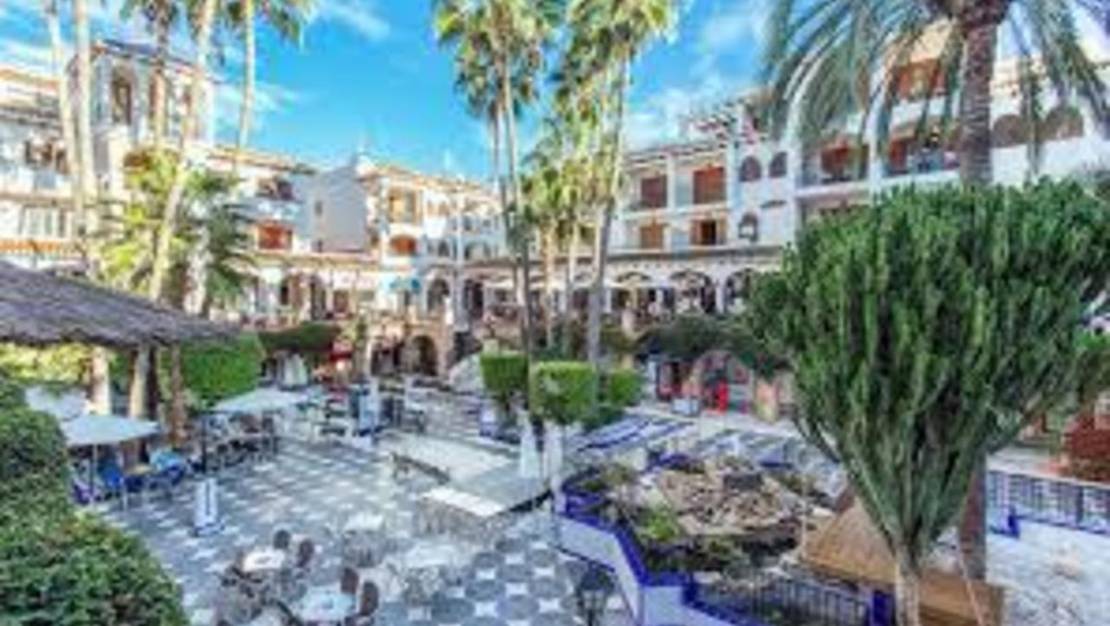 Sale - Apartment - Orihuela - Villamartin