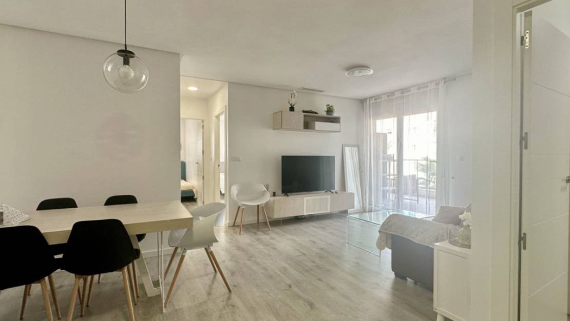 Sale - Apartment - Orihuela - Villamartin