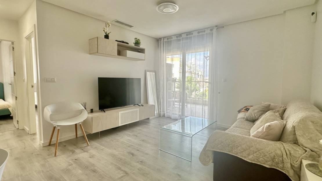 Sale - Apartment - Orihuela - Villamartin