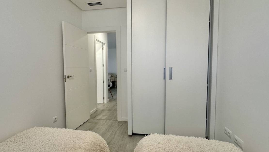 Sale - Apartment - Orihuela - Villamartin