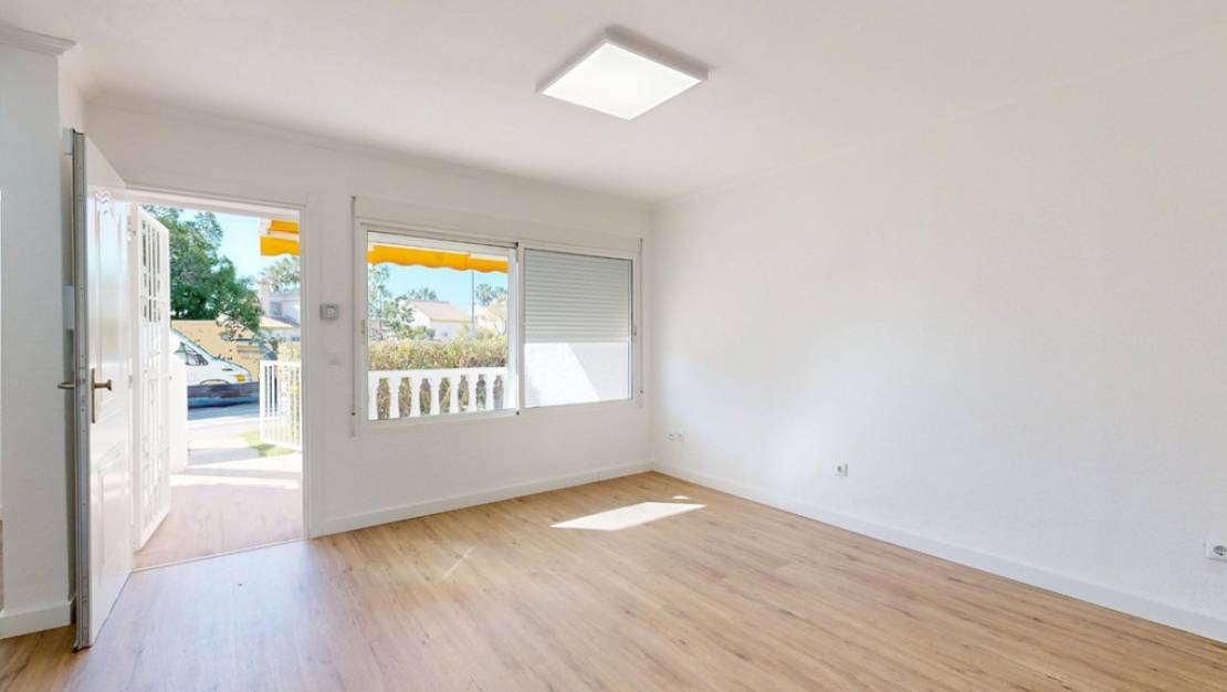 Sale - Apartment - Orihuela - Villamartin