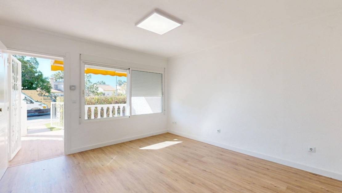 Sale - Apartment - Orihuela - Villamartin
