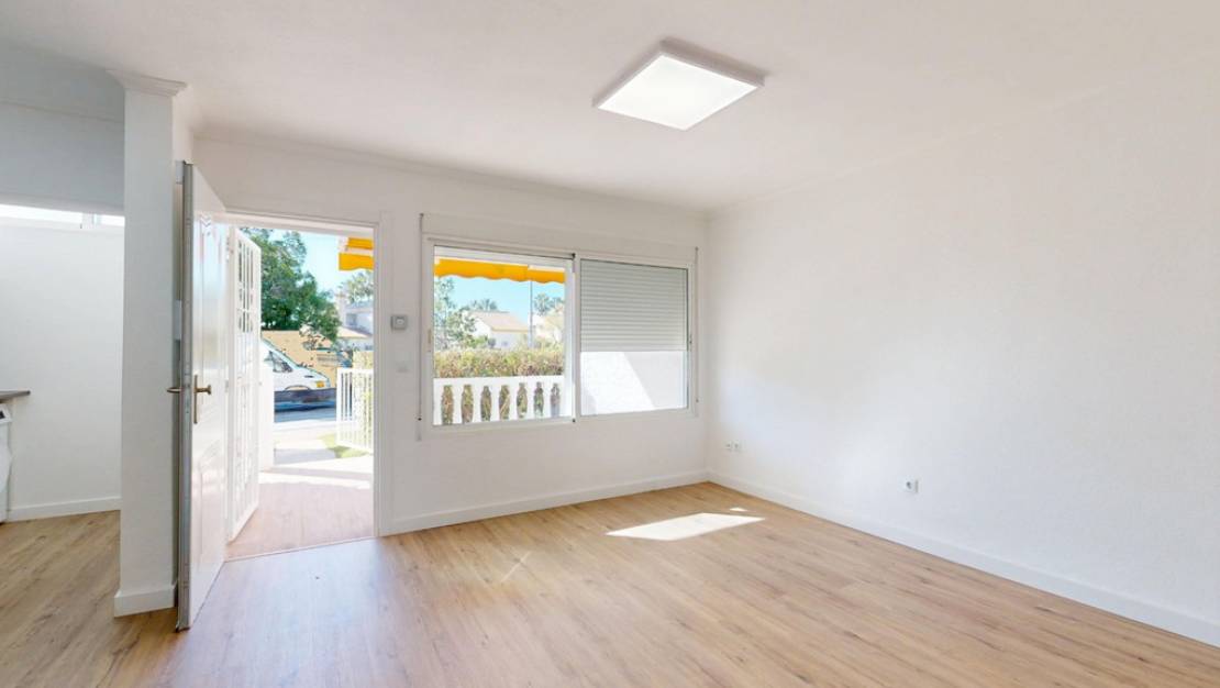 Sale - Apartment - Orihuela - Villamartin