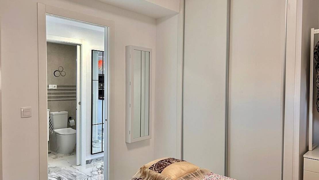 Sale - Apartment - Orihuela - Villamartin