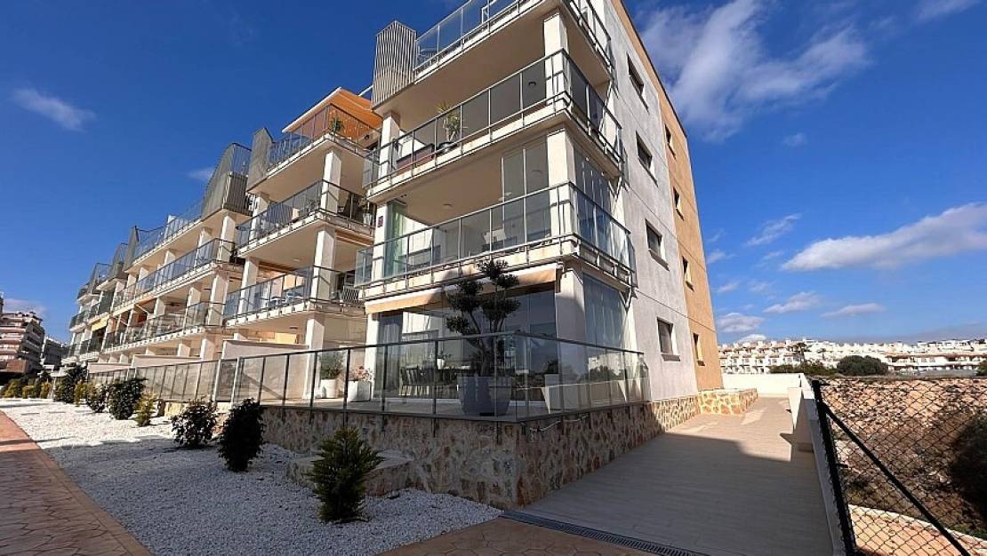 Sale - Apartment - Orihuela - Villamartin