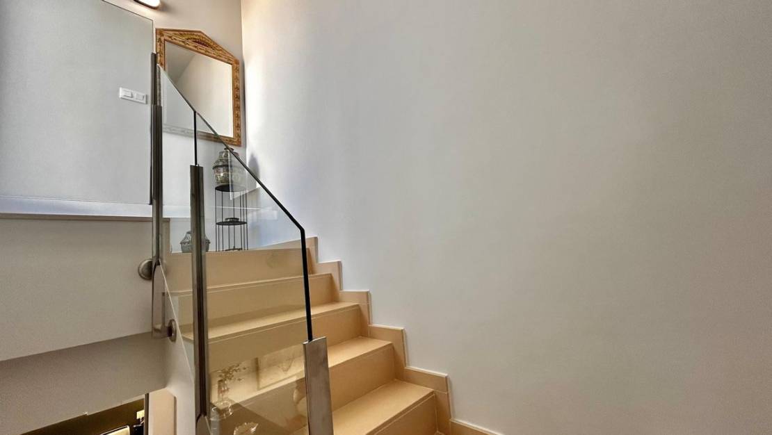Sale - Apartment - Orihuela - Villamartin