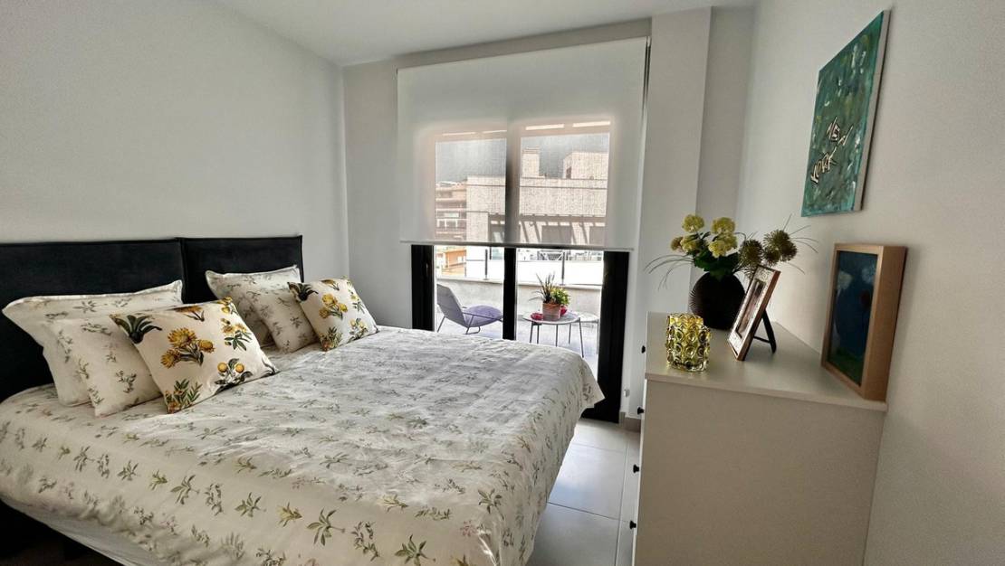 Sale - Apartment - Orihuela - Villamartin