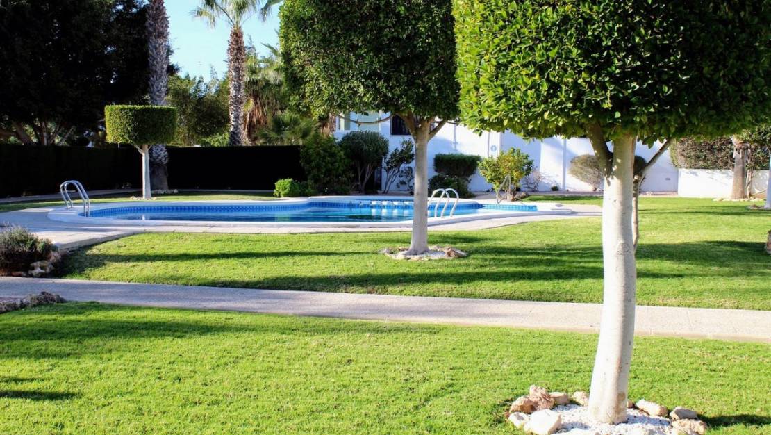 Sale - Apartment - Orihuela - Villamartin