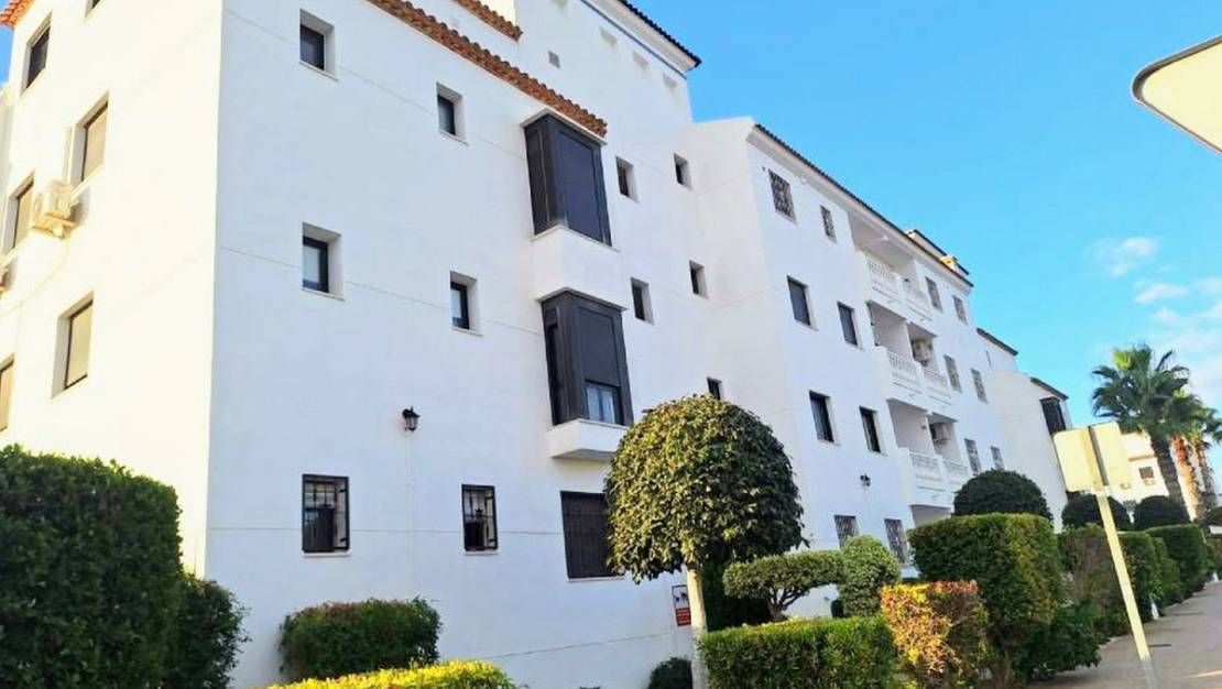 Sale - Apartment - Orihuela - Villamartin