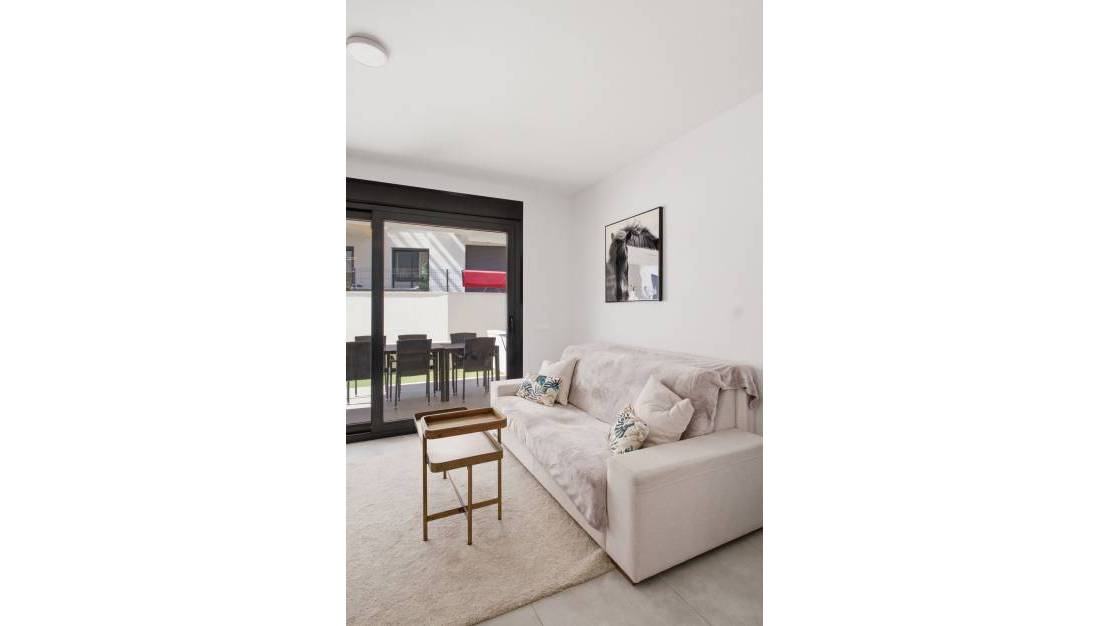 Sale - Apartment - Orihuela - Villamartin
