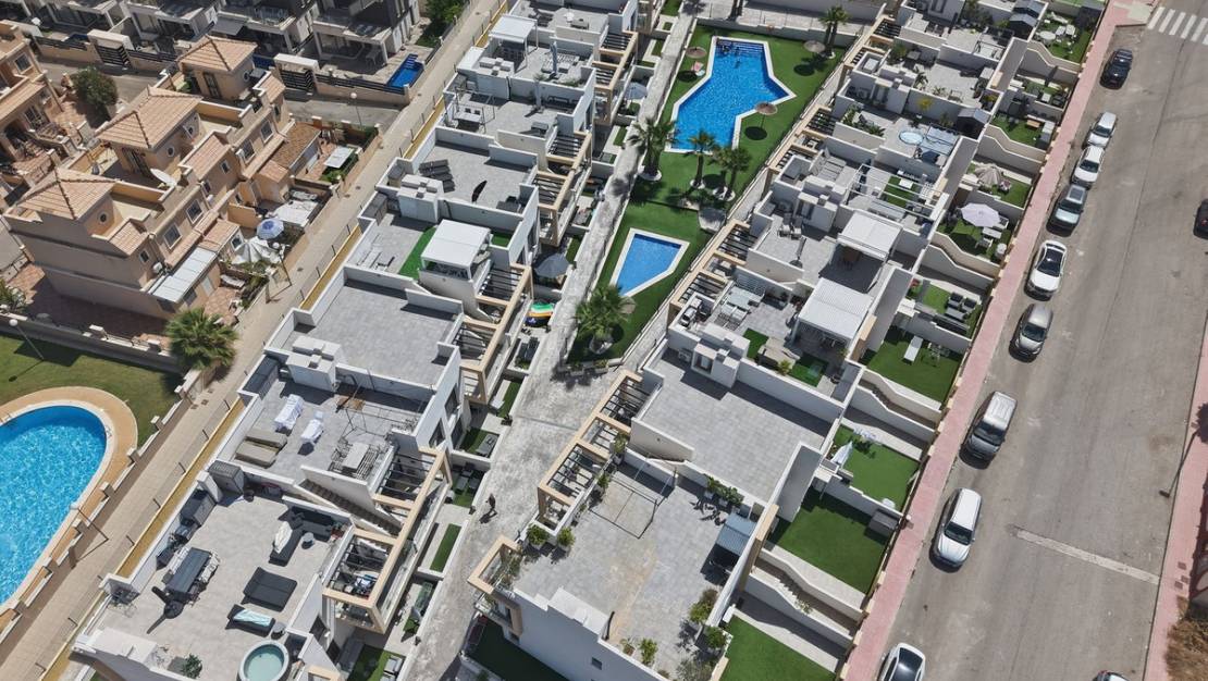 Sale - Apartment - Orihuela - Villamartin