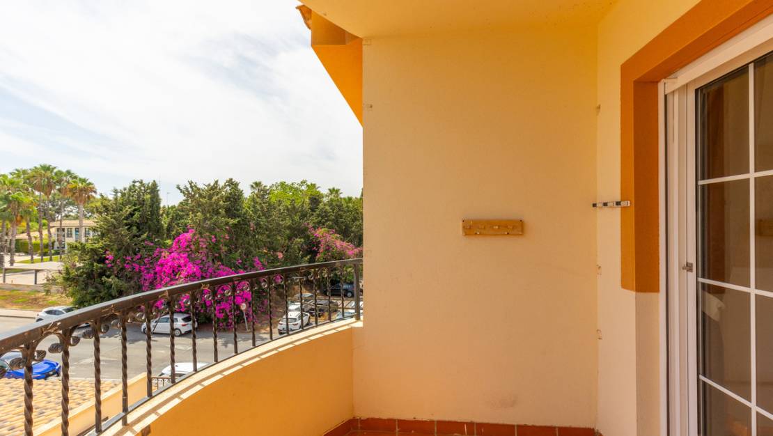 Sale - Apartment - Orihuela - Villamartin