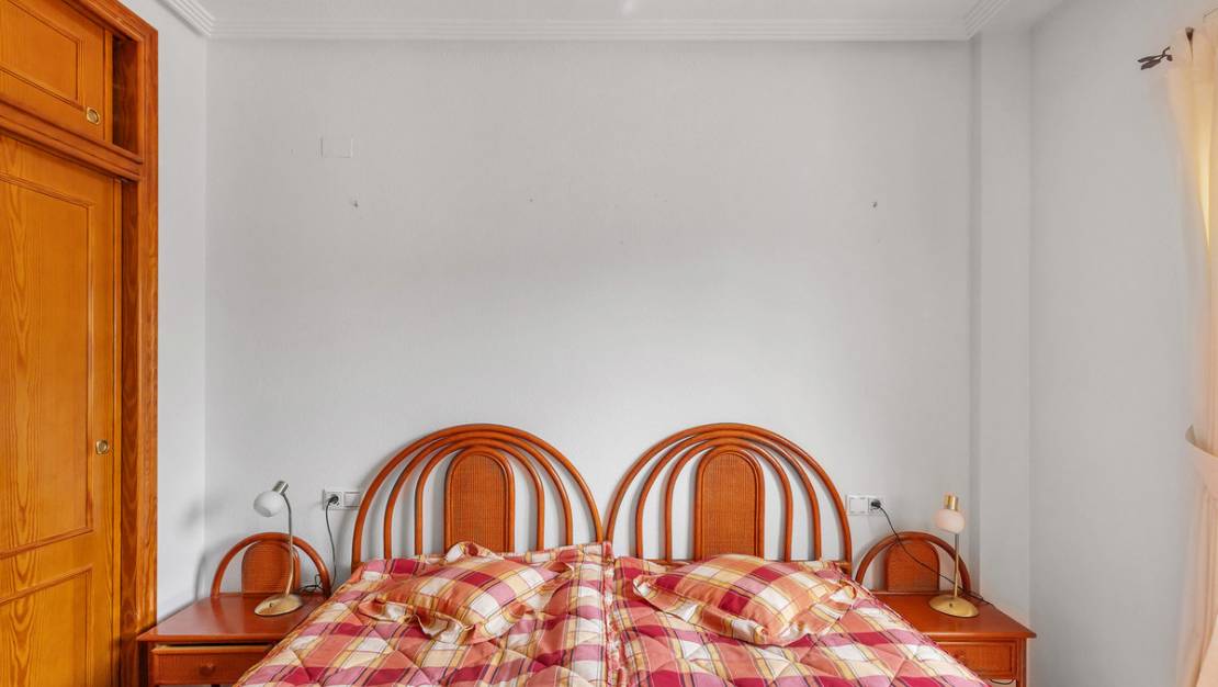 Sale - Apartment - Orihuela - Villamartin