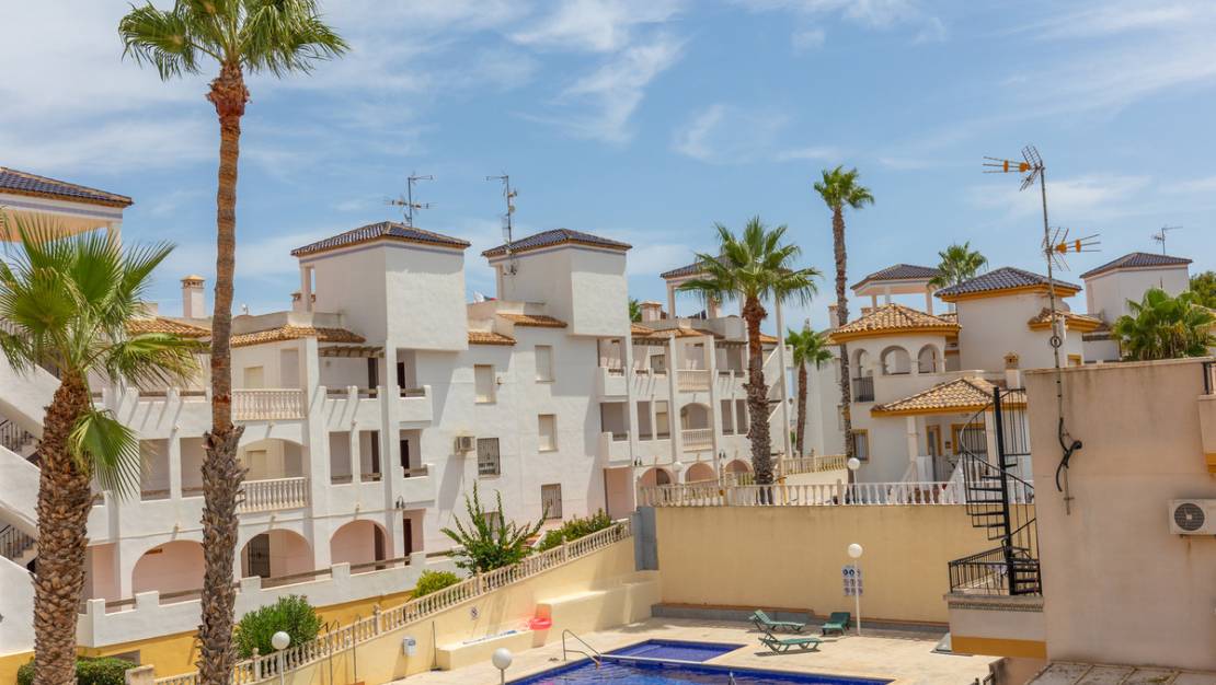 Sale - Apartment - Orihuela - Villamartin
