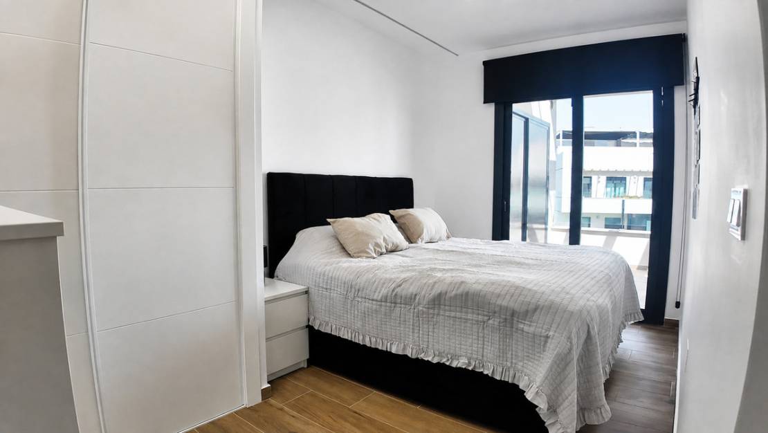 Sale - Apartment - Orihuela - Villamartin