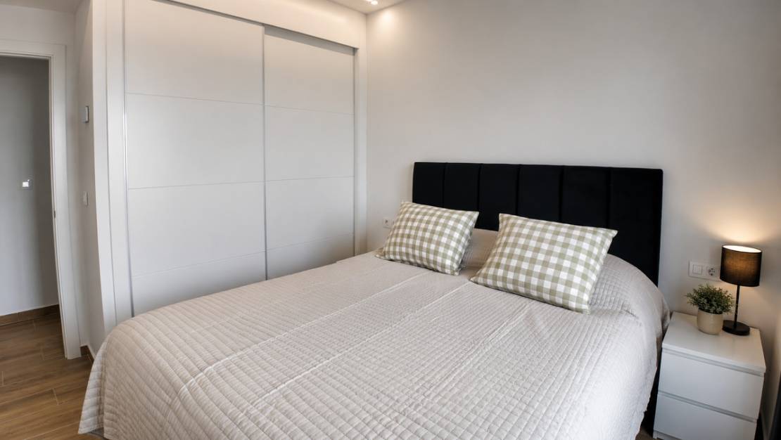 Sale - Apartment - Orihuela - Villamartin