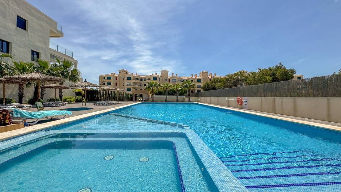 Sale - Apartment - Orihuela - Villamartin