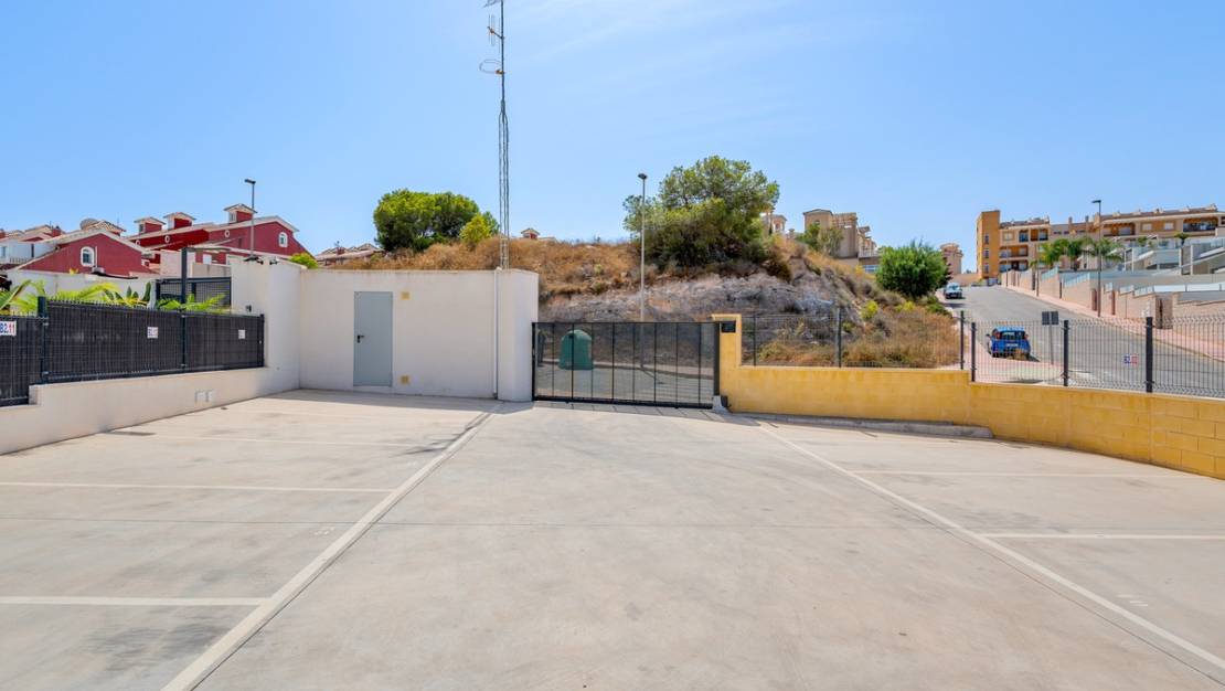 Sale - Apartment - Orihuela - Villamartin