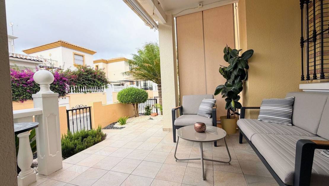 Sale - Apartment - Orihuela - Villamartin