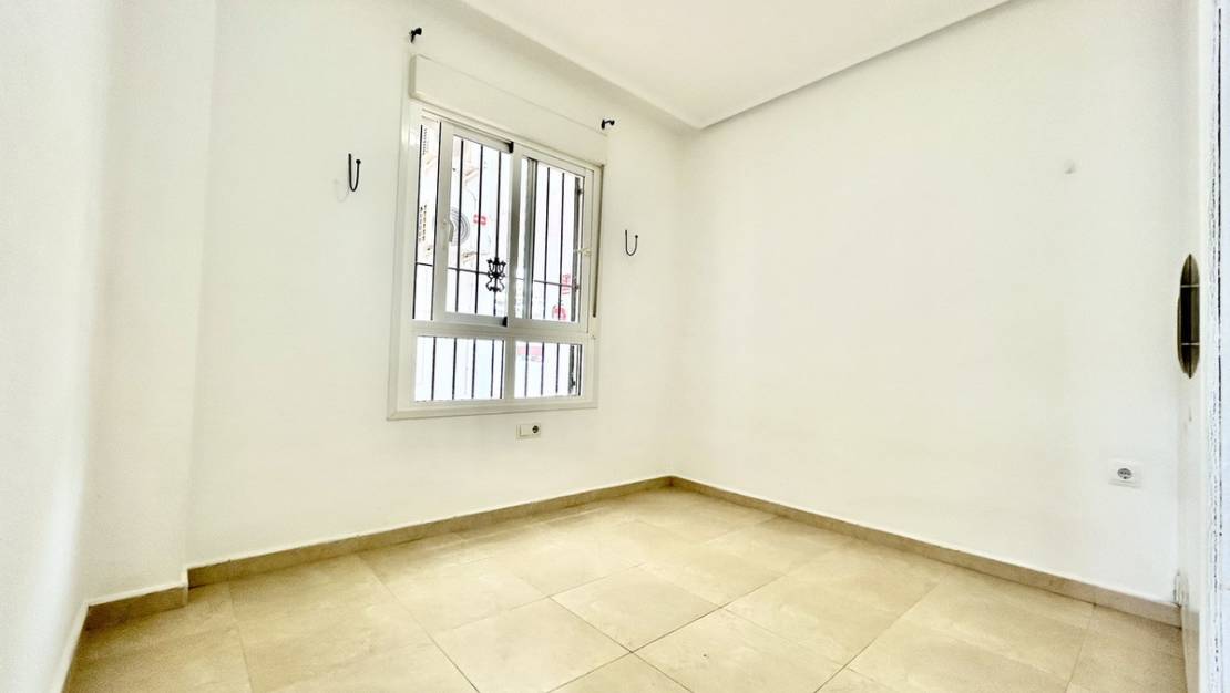 Sale - Apartment - Orihuela - Villamartin