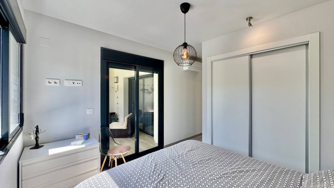 Sale - Apartment - Orihuela - Villamartin