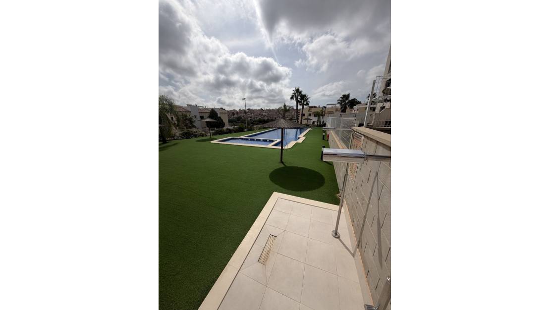 Sale - Apartment - Orihuela - Villamartin