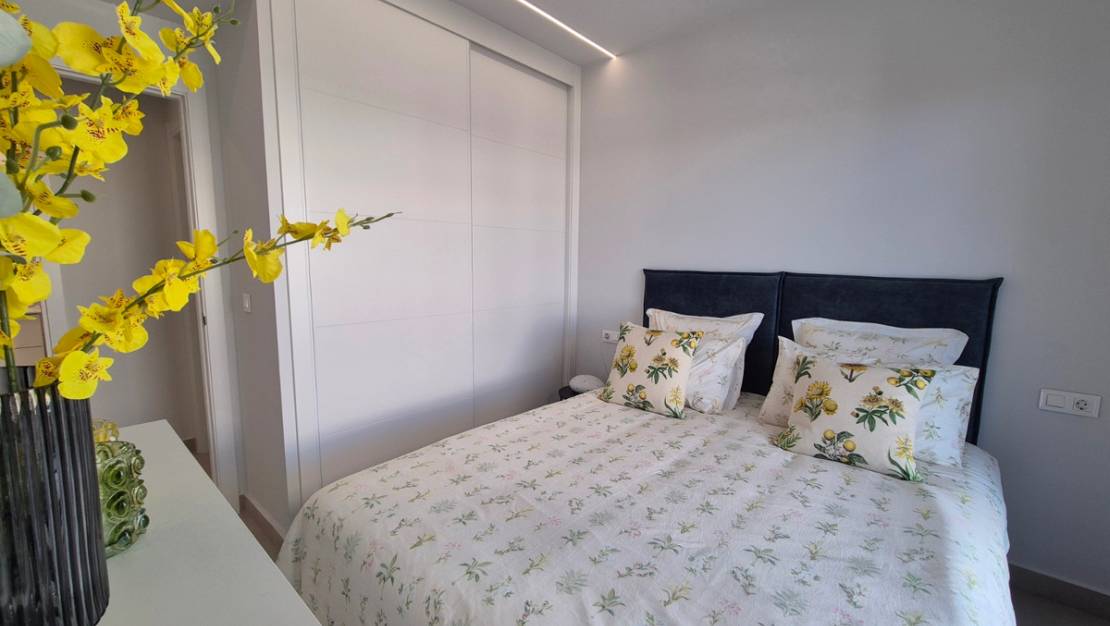 Sale - Apartment - Orihuela - Villamartin