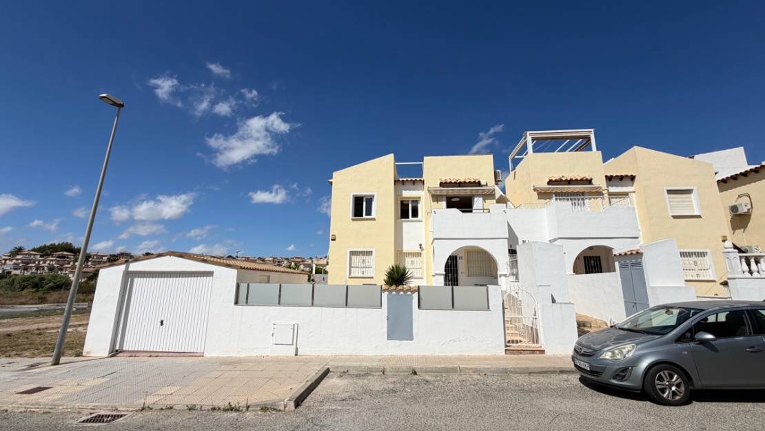 Sale - Apartment - Orihuela - Villamartin