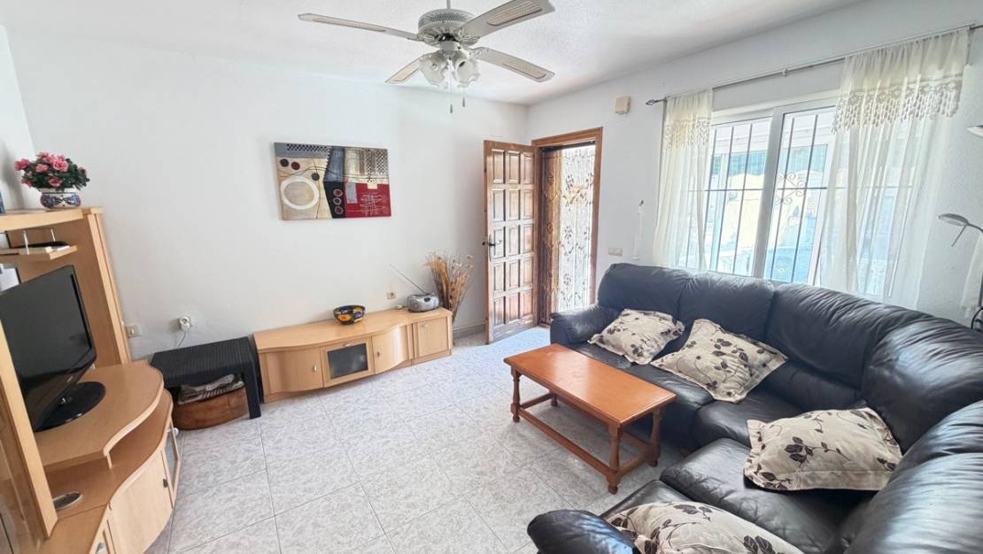 Sale - Apartment - Orihuela - Villamartin