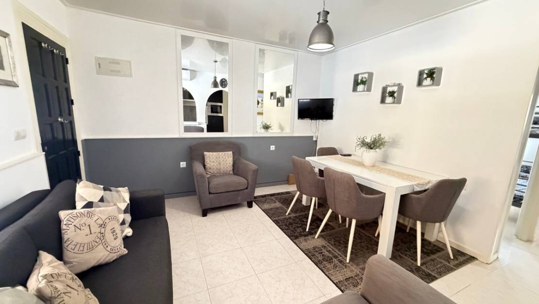 Sale - Apartment - Orihuela - Villamartin