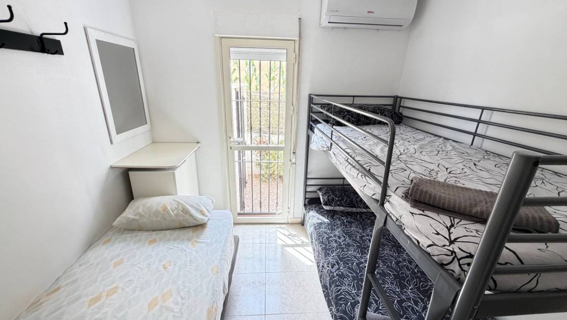 Sale - Apartment - Orihuela - Villamartin