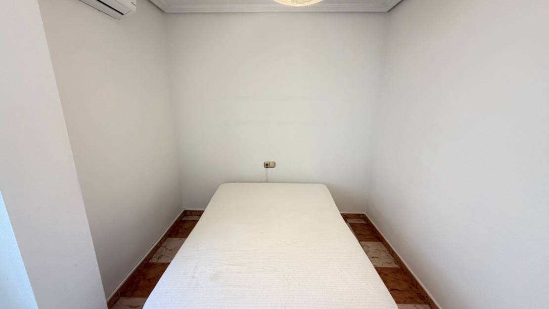 Sale - Apartment - Orihuela - Villamartin